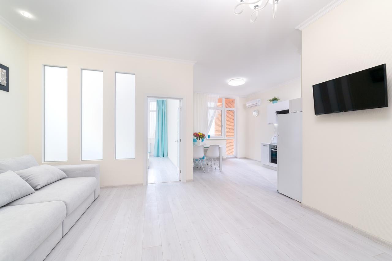 Family Apartments Aquamarine Of Arcadia Odesa Exterior photo